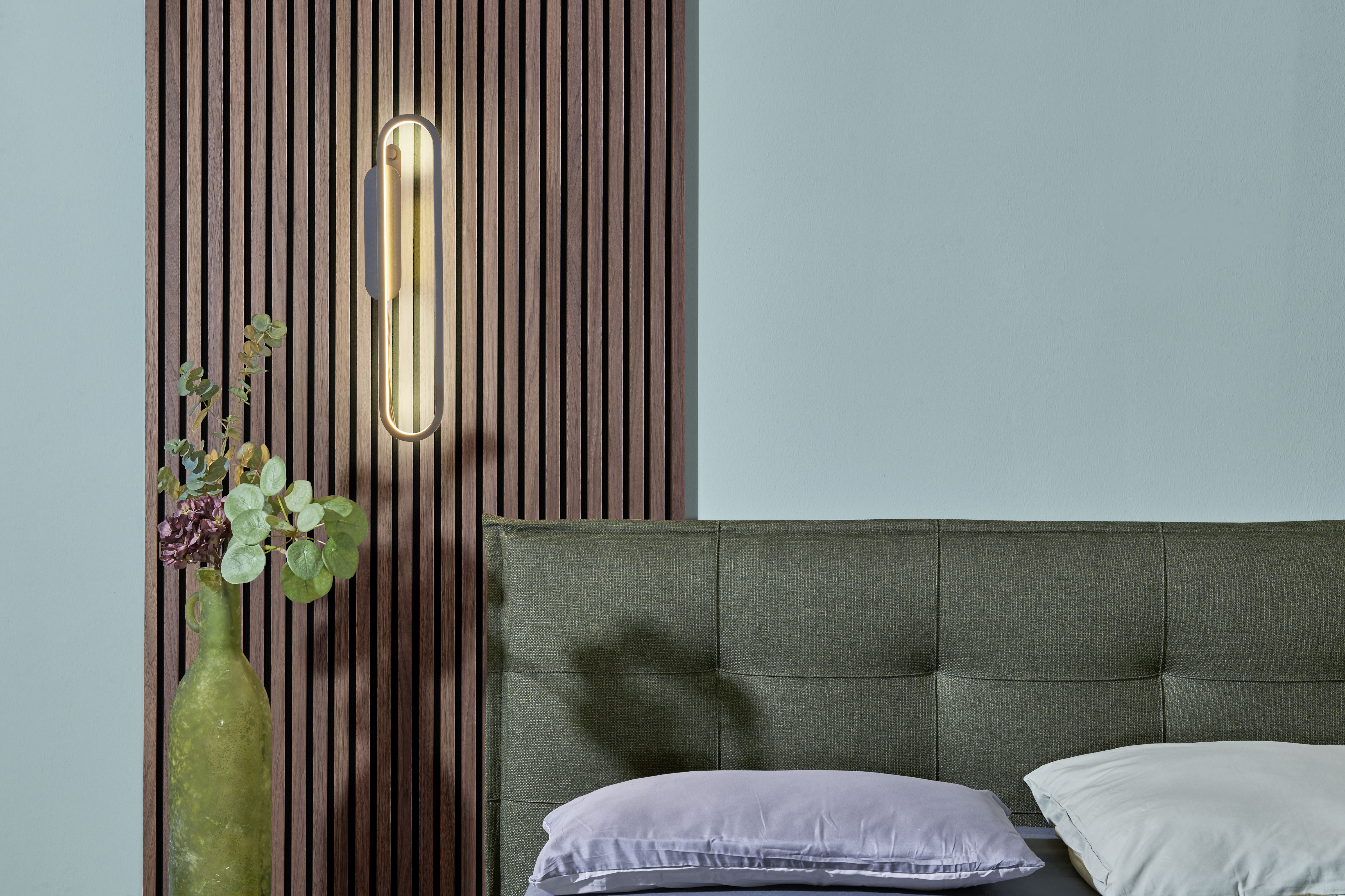 3-Seitiges Akustikpaneel Nussbaum (240 cm | 300 cm) 3-Seitiges Akustikpaneel Nussbaum (240 cm | 300 cm)