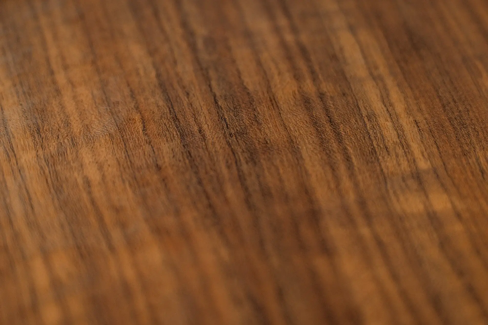 Architekten und Handwerker vertrauen weltweit auf Hobb-Holzprodukte.